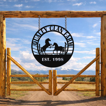 Rustic Horse Farm Metal Wall Sign, Personalized Ranch Name Decor, Western Barn Equestrian Lover Gift Plaque